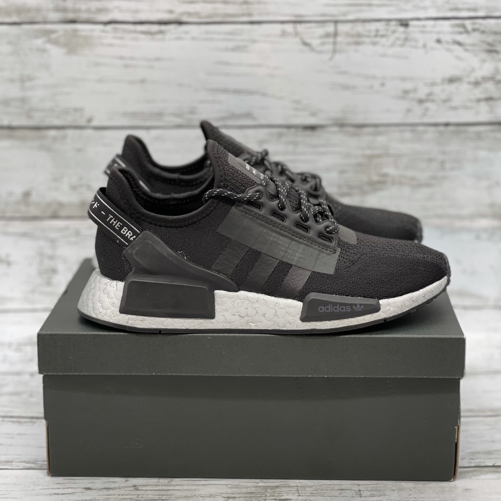 Adidas Originals NMD R1 V2 Womens Sneakers